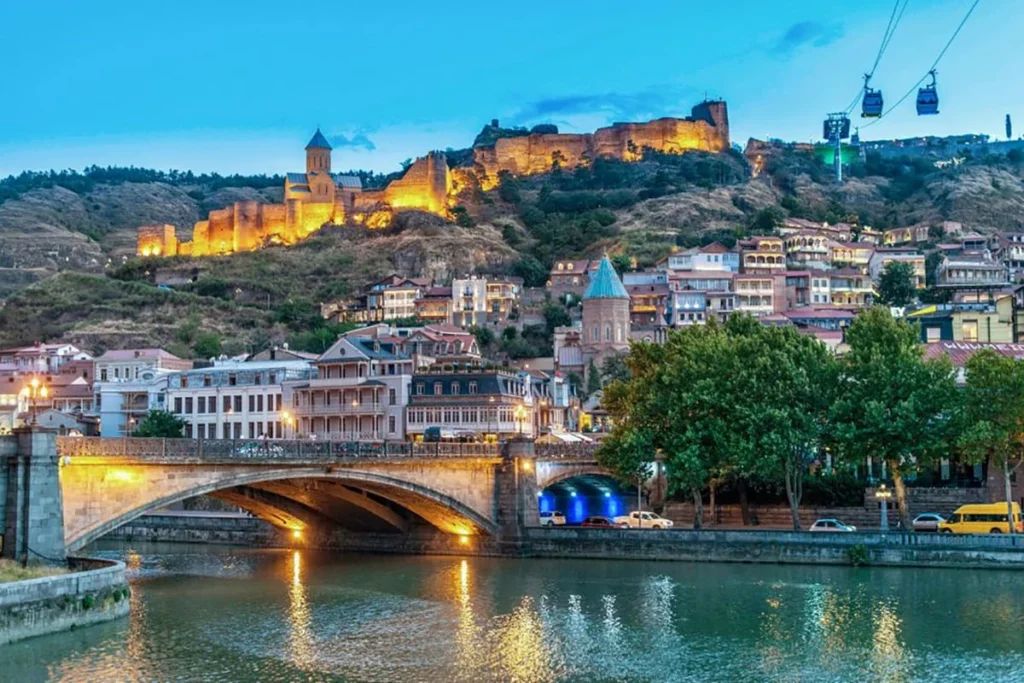 جورجيا 10 ايام